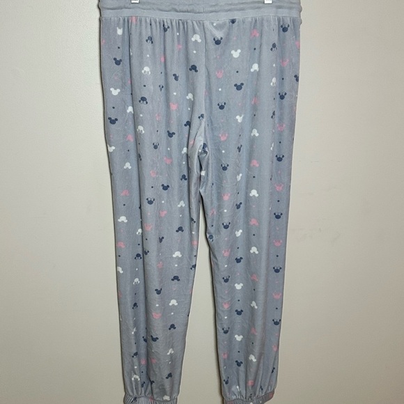 Disney Gray and Pink Pajama Set with Heart Pattern - Picture 11 of 12